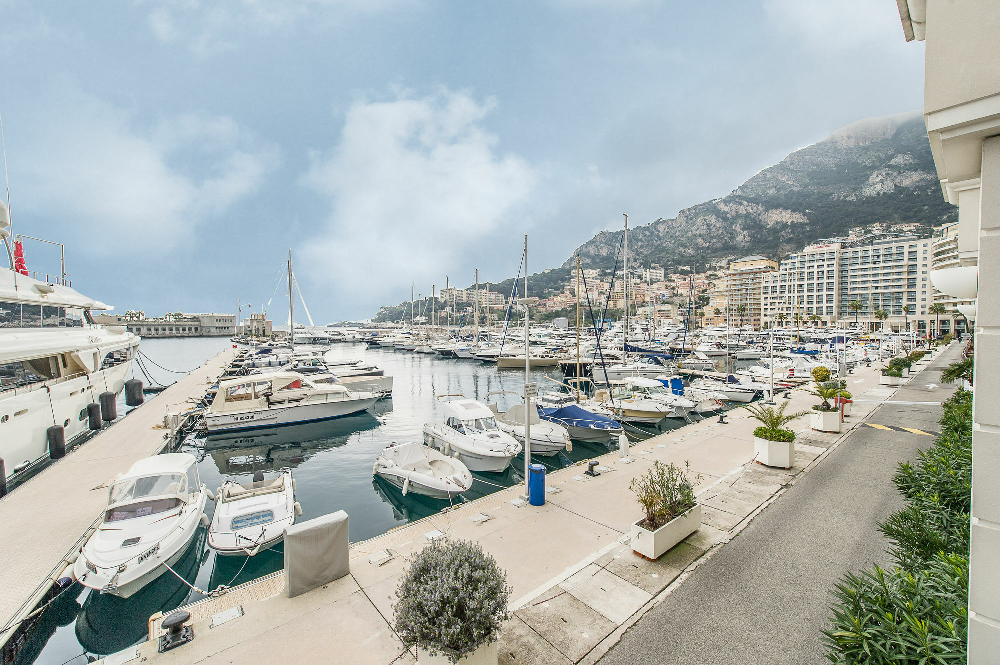 Le Quai Des Princes Cap-d'Ail Exterior foto